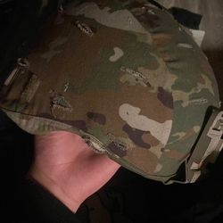 army helmet it’s clean good condition