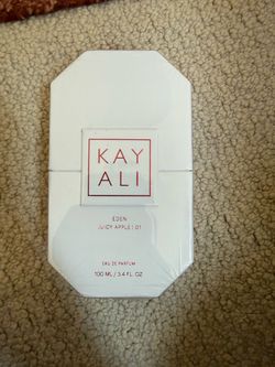 Juicy apple kayali
