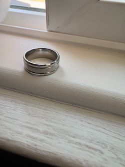Silver Tone Band Ring with Grooved Detail