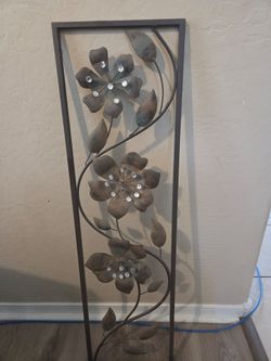 Metal floral wall art
