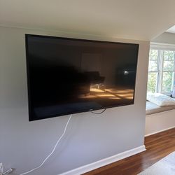 55” TV Sony - Free