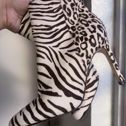 Guess Tabare Booties