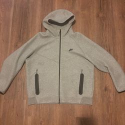 Grey Nike tech 2 xxl