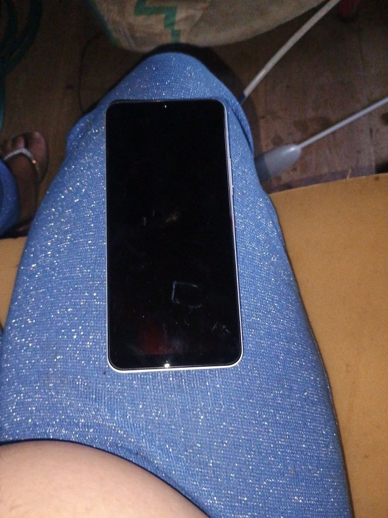 Motorola Revvl 7