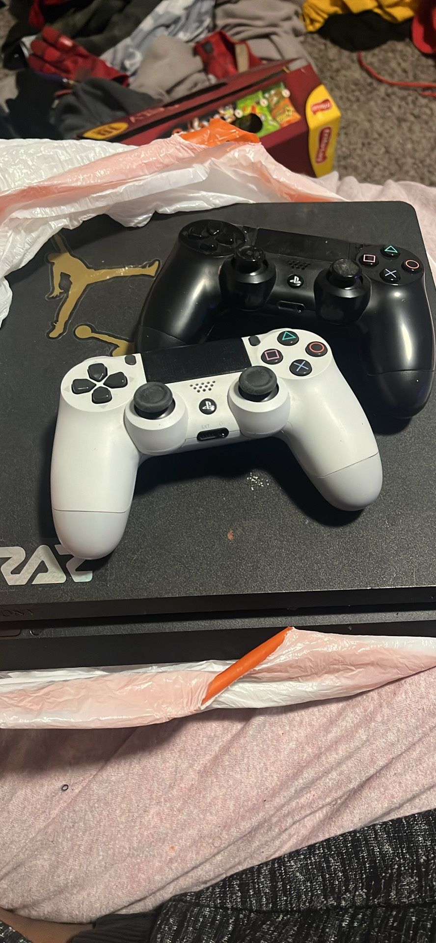 PlayStation 4 (slim)