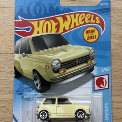 Hot Wheels Custom ‘70 Honda N600 1:64 Diecast Car