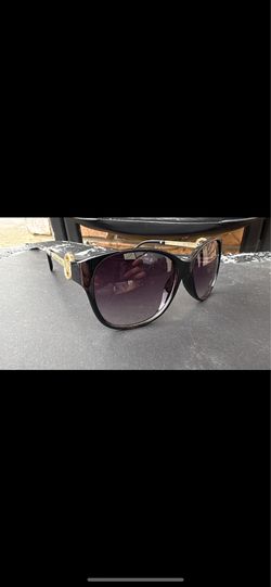 Micheal kors woman’s glasses!