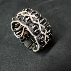 Paracord Bracelet With Beads