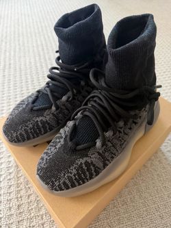 Adidas Yeezy BSKTBL KNIT Slate Blue GV8294 – Size 4 – Brand New