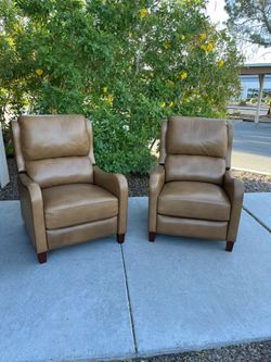 Pair Of Brown Leather Recliner Chairs ( Can Deliver For $10 ) 