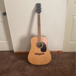 Mitchell D120 Acoustic 