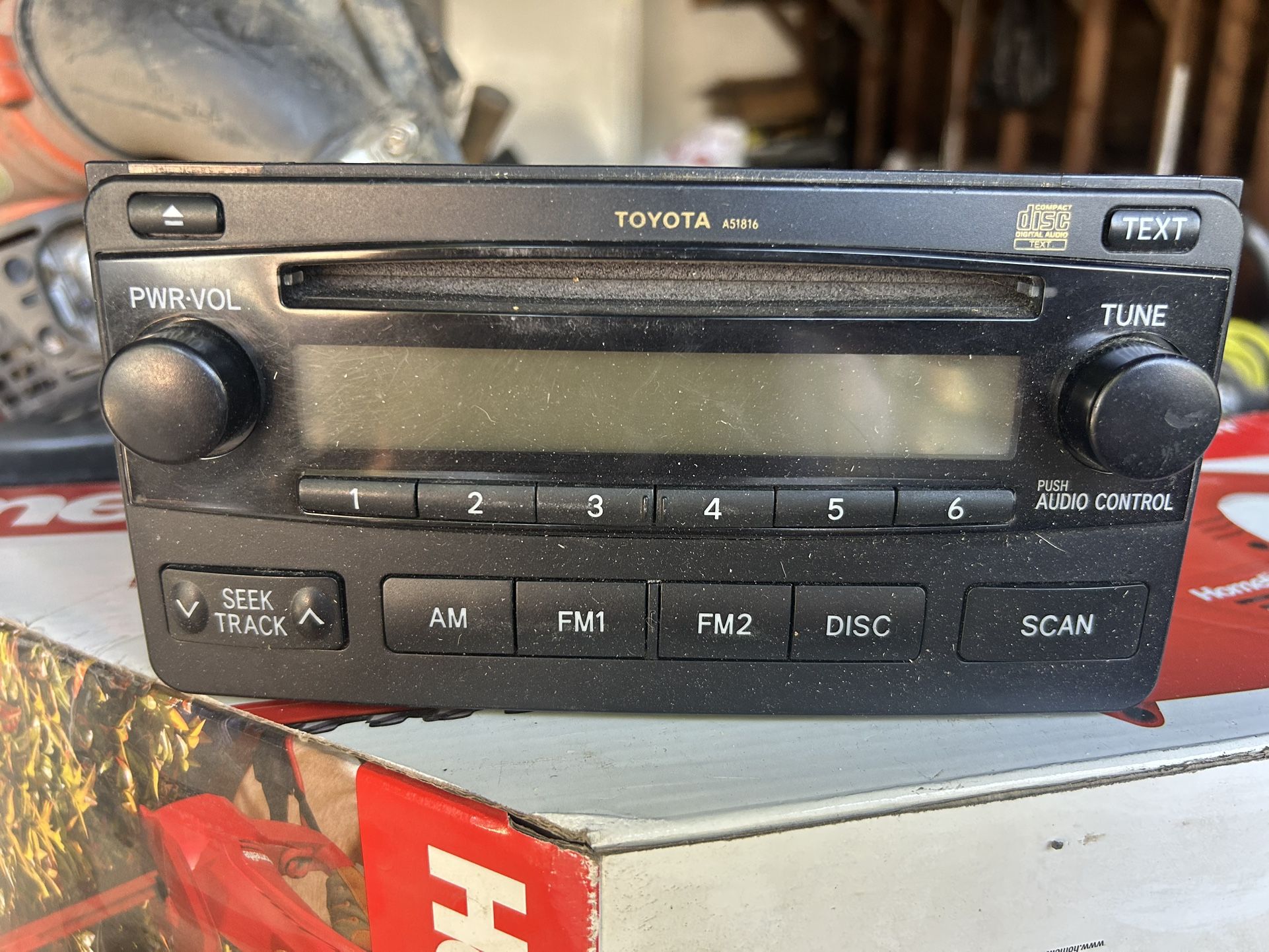 2007 Toyota Matrix Stereo