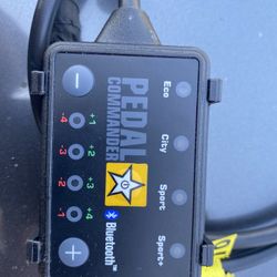 PEDAL COMMANDER 