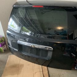 Town and Country tailgate until 2011