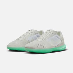 Nike Streetgato White Green Glow Indoor Soccer Shoes DC8466-102 Size M 7.5 / W 9