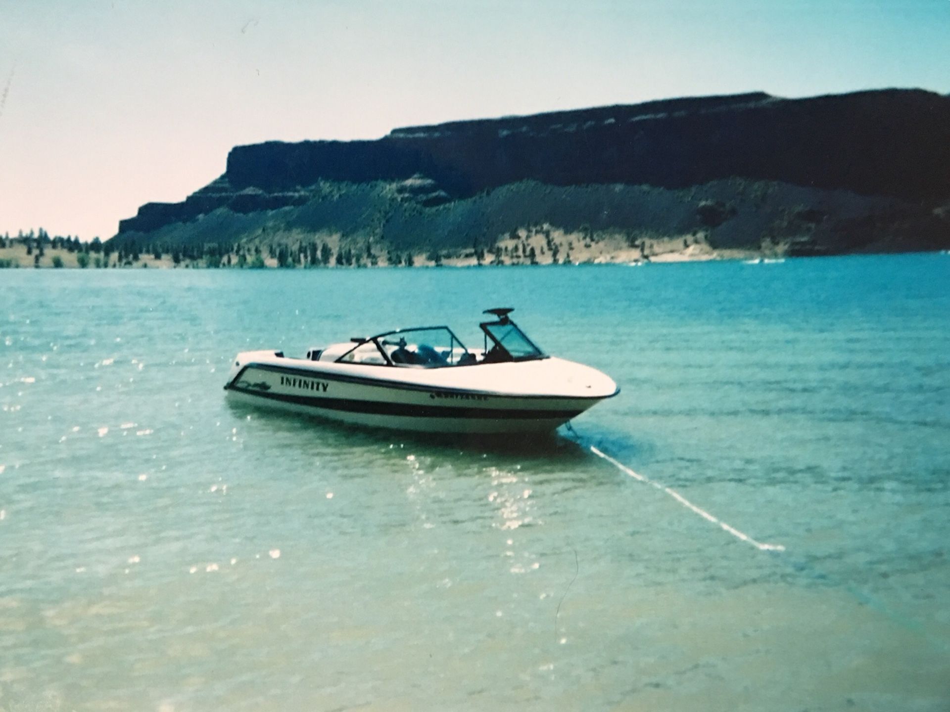 2000 Infinity ZX1/SK World Class Tournament Ski Boat