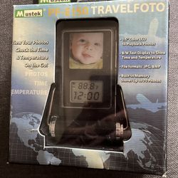 Mustek Travel Photo PF-E150