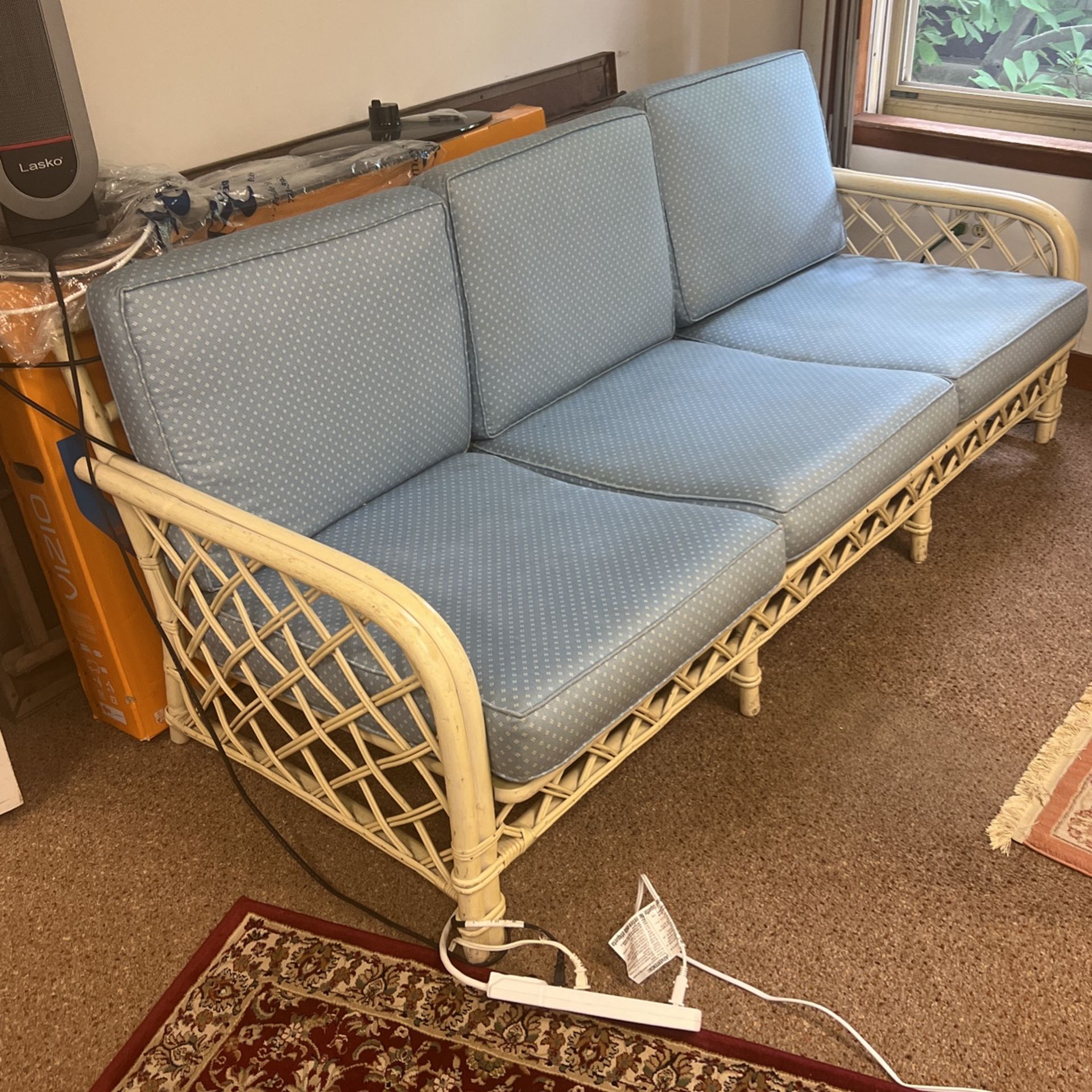 2 Cane couches
