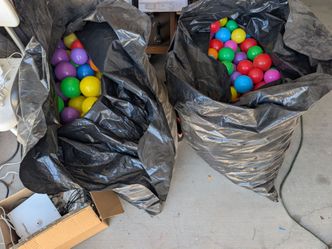 Ball pit balls