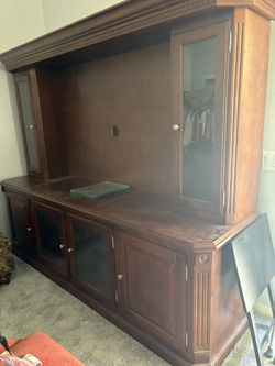Beautiful Wall Unit Pick Up Only