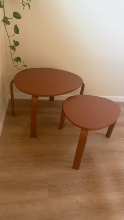 Two piece table set. Ready to sell today!