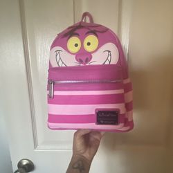 HTF 2018 Disney Parks Cheshire Cat Loungefly Mini backpack Disney Parks Heart