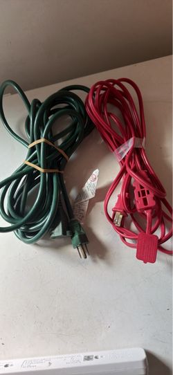 Lot of 2 Extension Cords Red & Green 15Ft/18Ft Household Power Cords