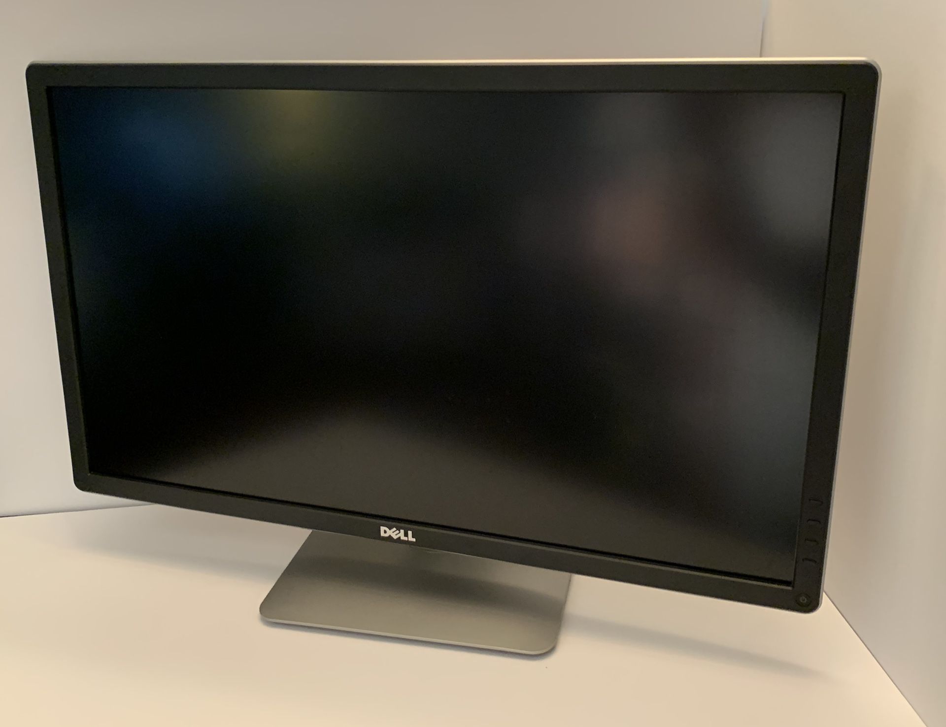 Dell 27” 4K Monitor (Model P2715Q)