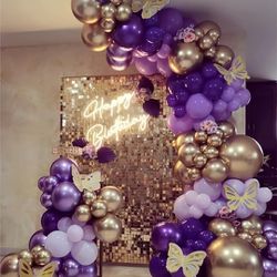 1900 BALLONS 
300 Purple and 1600 Gold Metallic Party Balloons