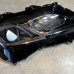 2019 Toyota Camry Headlight Rh Side 