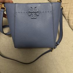 Authentic Tory Burch Bucket Bag Crossbody
