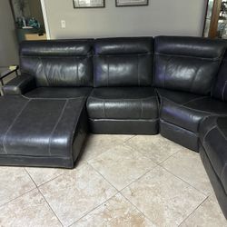 Leather sectional sofa With recliners And Chaise