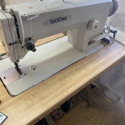 Brother Industrial / Commercial Sewing Machine 