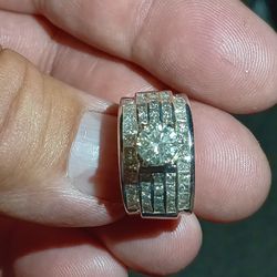 2.90 Carat Women's 18k white Gold Diamond Wedding Ring