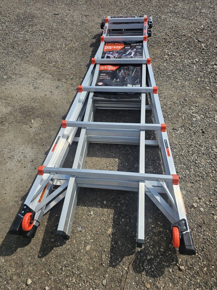 Little Giant 25'10 Aluminum Leveler 2.0 Step Ladder