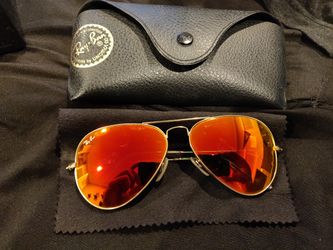Aunthentic Ray Ban aviators