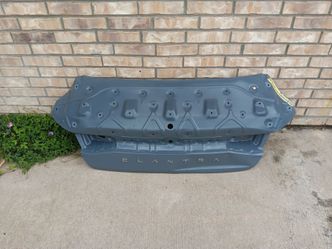 2021-22 Hyundai Elantra trunk