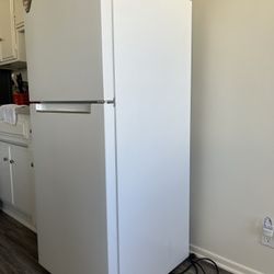 Refrigerator “ Grosley”