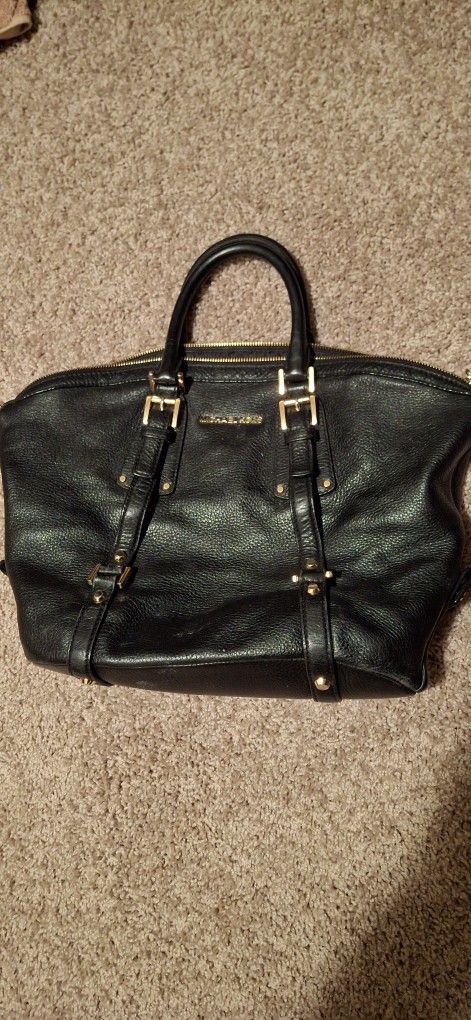 Nice Michael Kors Hand Bag $45 Firm On Price 