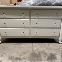 6 DRAWER SOLID WOOD DRESSER OBO