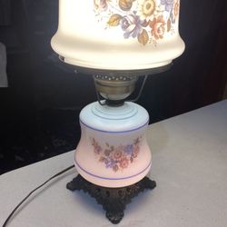 Vintage three way floral Lamp