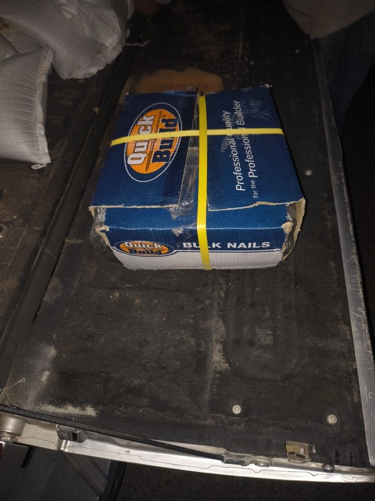 8 Bags Of Camofill And 50 Pound Quick Build Nails