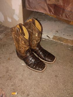 Gator boots