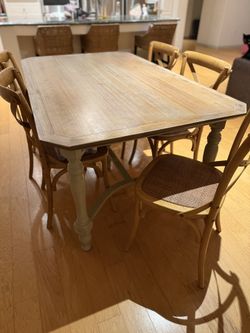 Beautiful Kitchen Table Farm House Style With 6 Chairs