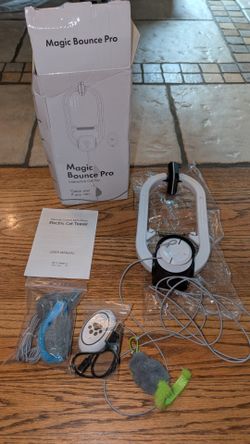 Brand new interactive cat toy Magic Bounce Pro