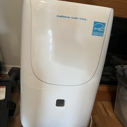 Dehumidifier 