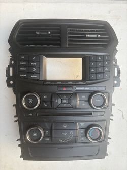 2018 Ford Explorer Center Console Radio Climate Control Panel