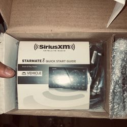 Sirus Starmate 8 Dock & Play Radio Vehicle Kit Sirius XM Satellite Radio SST8V1