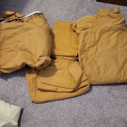 Brown Queen Size Sheet Set 