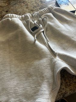 White essential shorts